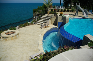 gunite infinity pool on lake erie shores