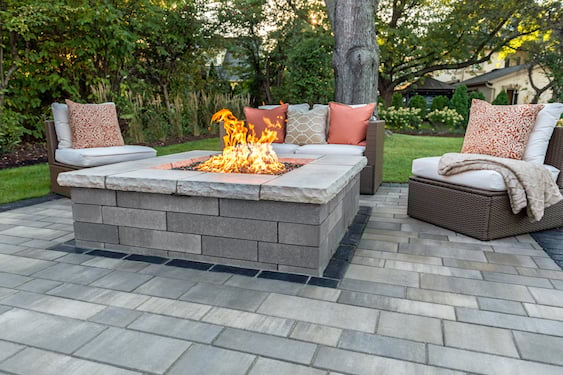 fire-pit-unilock-pavers