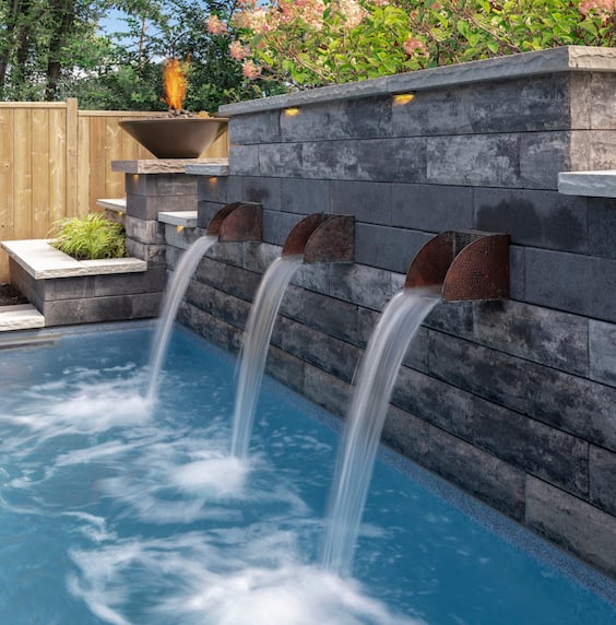 water-feature-unilock-pavers
