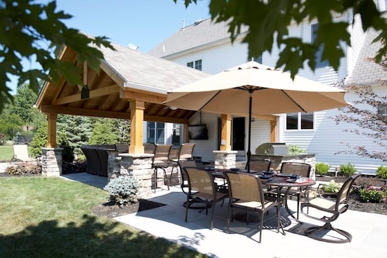 outdoor-living-room